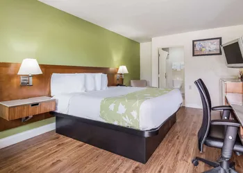 Econo Lodge Atlanta Airport East hotel thumbnail 8