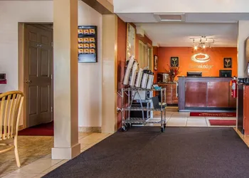 Econo Lodge Freeport - Brunswick Area hotel thumbnail 3