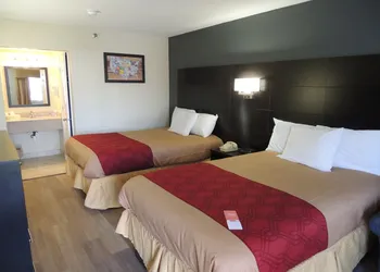Econo Lodge Freeport - Brunswick Area hotel thumbnail 5