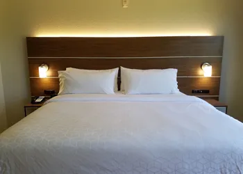 Daytona Speedway Hotel hotel thumbnail 3