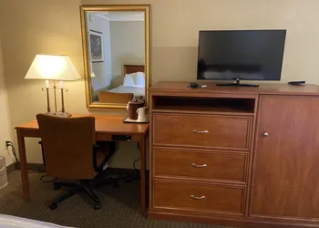 Snowshoe Motel hotel thumbnail 4