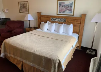 Fairbridge Inn & Suites Williston Near Airport hotel thumbnail 3