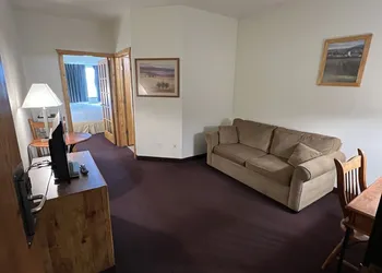 Fairbridge Inn & Suites Williston Near Airport hotel thumbnail 6