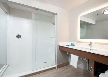Holiday Inn Express Quantico - Stafford by IHG hotel thumbnail 6