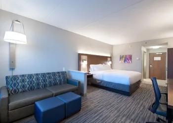 Holiday Inn Express Quantico - Stafford by IHG hotel thumbnail 8