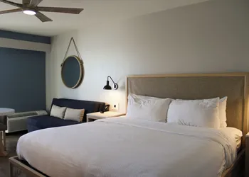 Rod 'N' Reel Resort hotel thumbnail 6