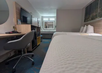 Days Inn by Wyndham Champaign/Urbana hotel thumbnail 6