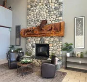 Grand View Inn & Suites hotel detail image 3