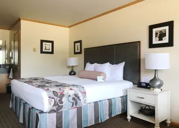 River House Inn, a Baymont by Wyndham hotel thumbnail 7