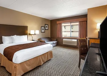 AmericInn by Wyndham Hartford WI hotel thumbnail 5