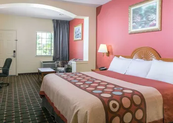Super 8 by Wyndham Stafford Sugarland Area hotel thumbnail 7