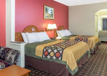 Super 8 by Wyndham Stafford Sugarland Area hotel thumbnail 8