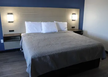 legacy inn paducah hotel thumbnail 5