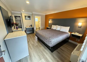 Padre Oaks hotel thumbnail 7