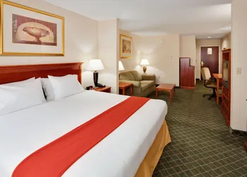Holiday Inn Express Hotel & Suites Gibson by IHG hotel thumbnail 4