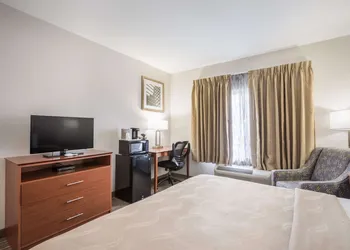 Quality Inn & Suites Lodi I-90 hotel thumbnail 6