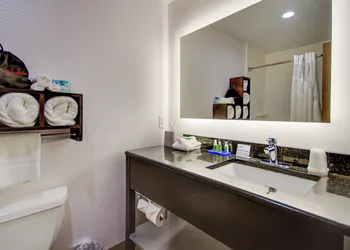 Holiday Inn Express Dublin by IHG hotel thumbnail 7