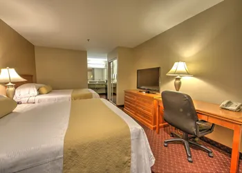 Burbank Inn and Suites hotel thumbnail 3
