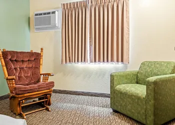 Econo Lodge Custer - Crazy Horse Area hotel thumbnail 5