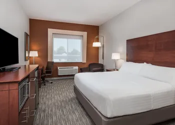 Best Western Plus 1000 Islands Hotel & Suites hotel thumbnail 6