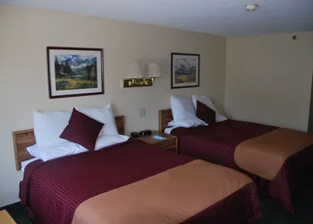National 9 Inn Wellington hotel thumbnail 6
