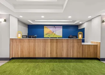 Spark by Hilton Catoosa hotel thumbnail 2