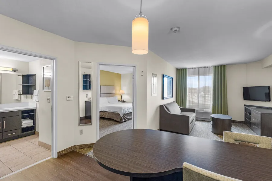 Candlewood Suites Erie by IHG hotel detail image 6