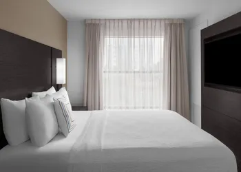 Residence Inn by Marriott Fort Worth Cultural District hotel thumbnail 7
