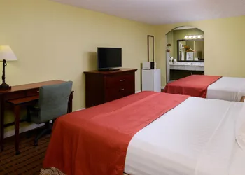 Americas Best Value Inn & Suites Waller Prairie View hotel thumbnail 8