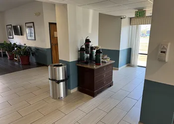 Quality Inn & Suites hotel thumbnail 8
