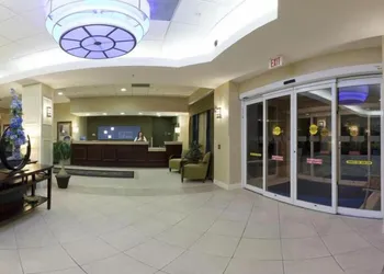 Holiday Inn Express Hotel & Suites Clearwater/Us 19 N by IHG hotel thumbnail 2