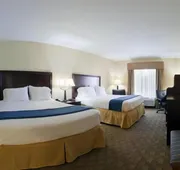 Holiday Inn Express Hotel & Suites Clearwater/Us 19 N by IHG hotel detail image 4