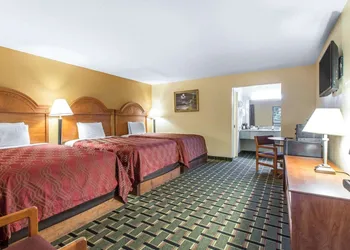 Econo Lodge Dalton West hotel thumbnail 6