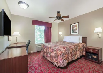 Days Inn by Wyndham St Peters/St Charles hotel thumbnail 4