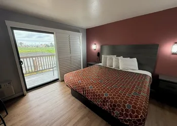 Ocean Gate Inn hotel thumbnail 5