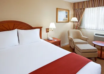 Five Towns Inn - JFK Airport hotel thumbnail 5