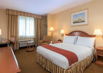 Five Towns Inn - JFK Airport hotel thumbnail 7