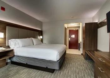 Holiday Inn Express Durham by IHG hotel thumbnail 6