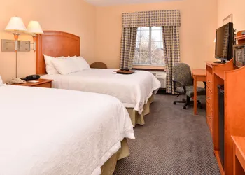 Spark by Hilton Grand Island hotel thumbnail 6