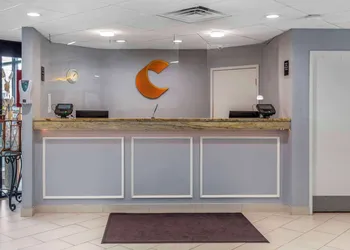 Comfort Inn Hyannis - Cape Cod hotel thumbnail 2