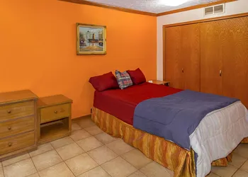 Magnuson Hotel Extended Stay Canton Ohio hotel thumbnail 7