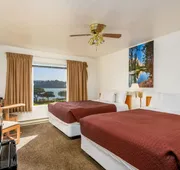 Waldport Bayfront Hotel and Restaurant hotel detail image 5