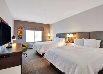 Hampton Inn And Suites Hemet hotel thumbnail 8