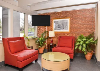 Americas Best Value Inn Augusta Historic Downtown hotel thumbnail 3