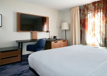 Fairfield Inn and Suites by Marriott San Bernardino hotel thumbnail 7