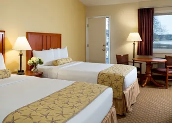 Bayside Resort Hotel hotel thumbnail 4