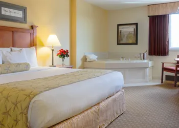 Bayside Resort Hotel hotel thumbnail 6