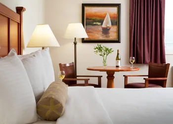 Bayside Resort Hotel hotel thumbnail 8