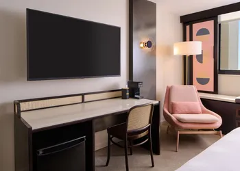 Hotel Renew hotel thumbnail 7