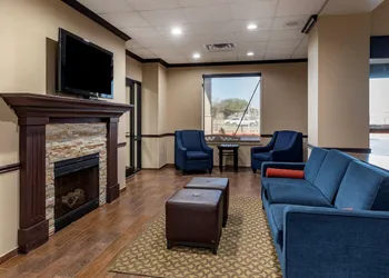 Comfort Suites Waco Near University Area hotel thumbnail 6